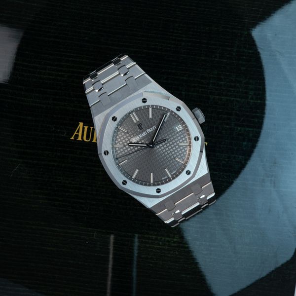 Audemars Piguet Royal Oak 15500ST.OO.1220ST.02